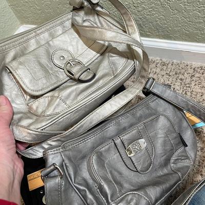 Lot 285 Small Purses