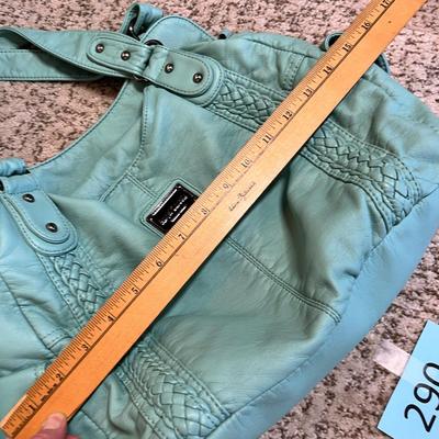 Lot 290 3 purses pastel color