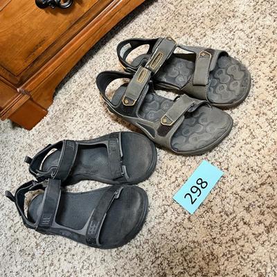 Lot 298 Men's Sandals