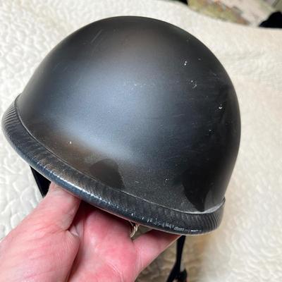 Lot 305 Military style Motorcycle helmet