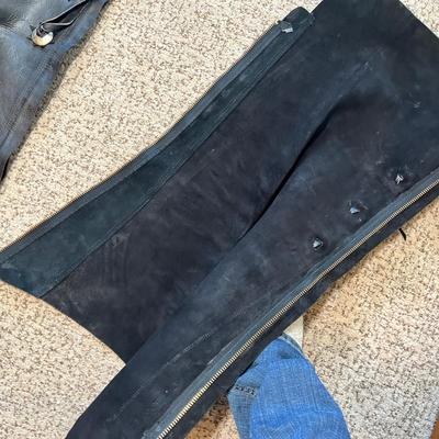 Lot 310 Men's motorcycle chaps