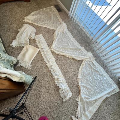 Lot 313 Curtain pieces