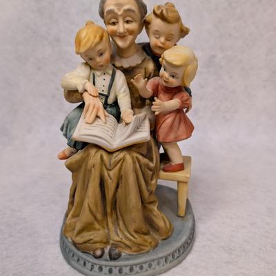 Sale Photo Thumbnail #232: Vintage Lefton China hand painted  "Storytime With Grandma" #4723
7.5x4.5x3.5
