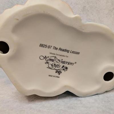 Sale Photo Thumbnail #239: Home Interiors "The Reading Lesson" porcelain figurine Homco #8825-97
7.5x5x3