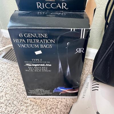 Lot 332 Riccar Vacuum w/ attachments
