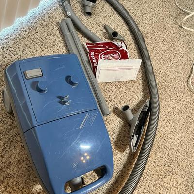 Lot 333 Kenmore Canister Vac