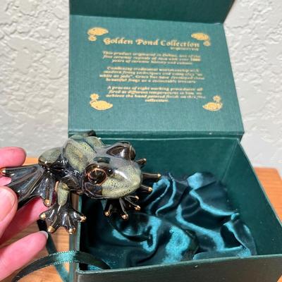 Lot 341 Animal decor