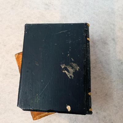 Sale Photo Thumbnail #279: Decorative antique vintage style book stacks 
3 books- 4  x2 3/4 x 3.5
2 books- 4 3/4 x 3.5 x 3