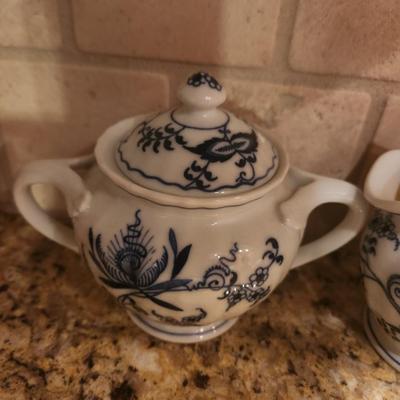 Blue china sugar dish