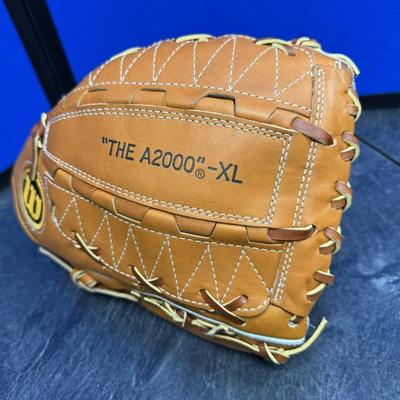 Sale Photo Thumbnail #398: Looks new, very good condition.  
Retails at $125 to $185