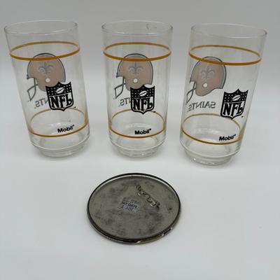 Vintage New Orleans Saints NFL Mobil Glass Tumblers (Set of 3) + Saints Button Pin