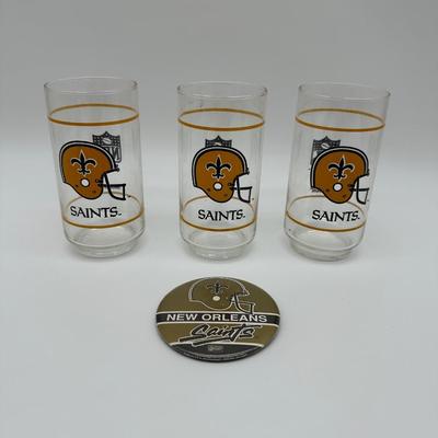 Vintage New Orleans Saints NFL Mobil Glass Tumblers (Set of 3) + Saints Button Pin