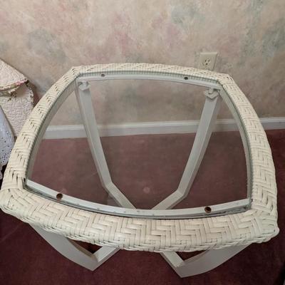 Sale Photo Thumbnail #324: Set of 2 wicker rocking chairs w/ side table 
indoor/outdoor (only used indoors)
excellent condition-no signs of wear 
chairs: 34" high x 26" wide
seat 20" x 20"
Table 20" high x 20" tabletop