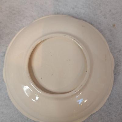 Sale Photo Thumbnail #335: Vintage Athena of Ca Ceramic Pitcher and Wash Basin Set 
excellent condition-no chips or wear 
Pitcher- 5x5
bowl- 7.5x2