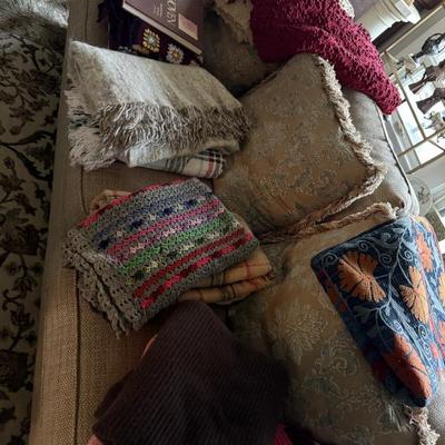 Sale Photo Thumbnail #204