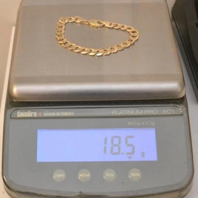 Sale Photo Thumbnail #6: 14 k gold bracelet 7 in