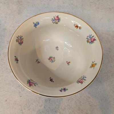 Sale Photo Thumbnail #376: Vintage Porcelain Arthur Floral Chamber Pot 
9x5.5
