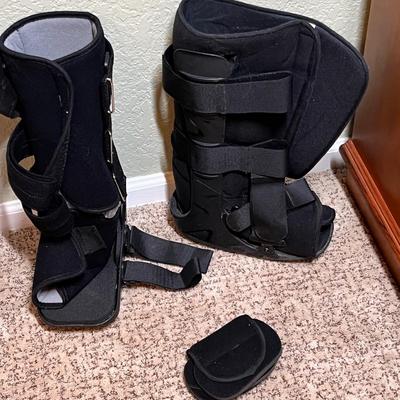 Lot 352 Recovery boots