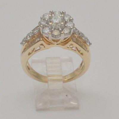 Sale Photo Thumbnail #123: Gold ring