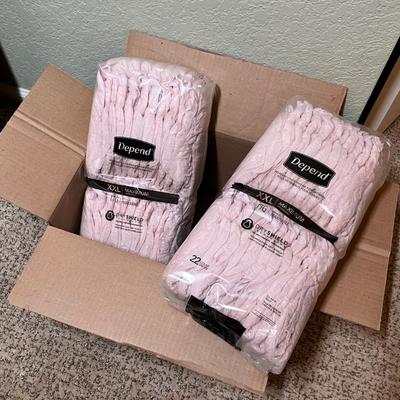 Lot 355 Diapers for women