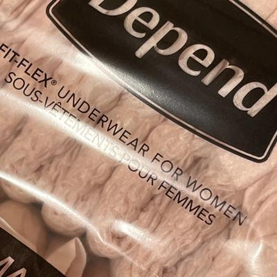 Lot 355 Diapers for women