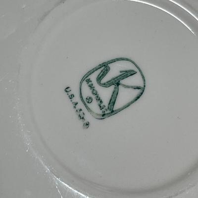 Lot 367 Glassware & dinnerware