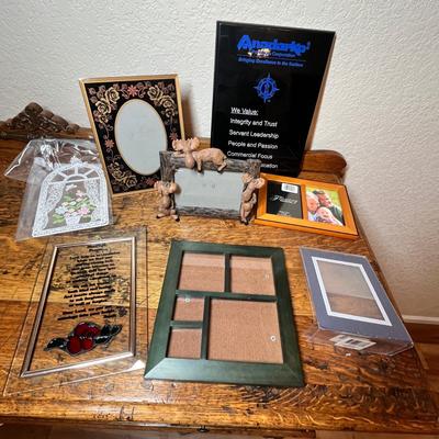 Lot 372 Picture Frames