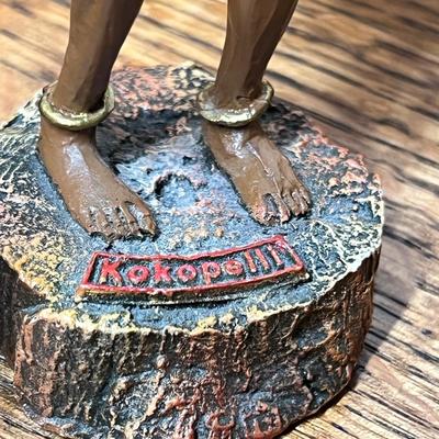 Lot 381 Native American Decor