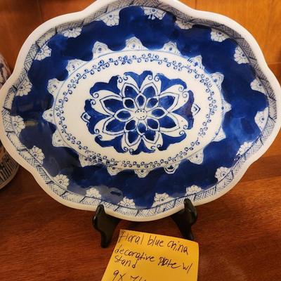 Floral blue china decorative plate w/ stand