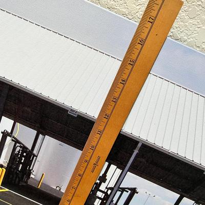 Lot 386 Canvas print oil theme