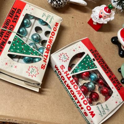 Lot 390 Vintage Christmas