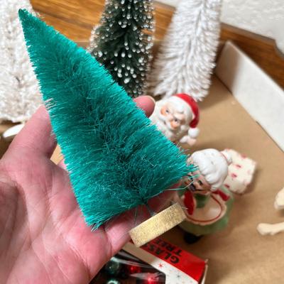 Lot 390 Vintage Christmas