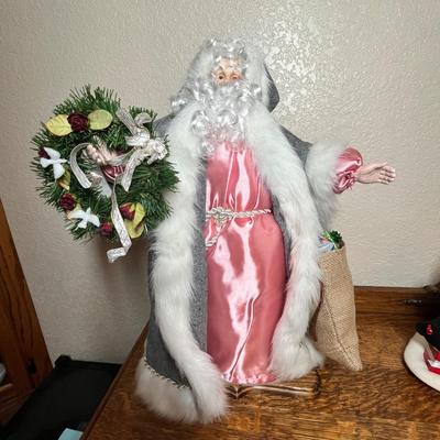 Lot 391 Large Santa Figure