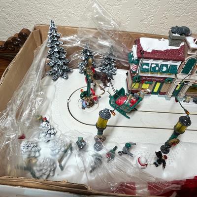 Lot 395 Electronic Christmas scene