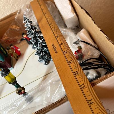 Lot 395 Electronic Christmas scene