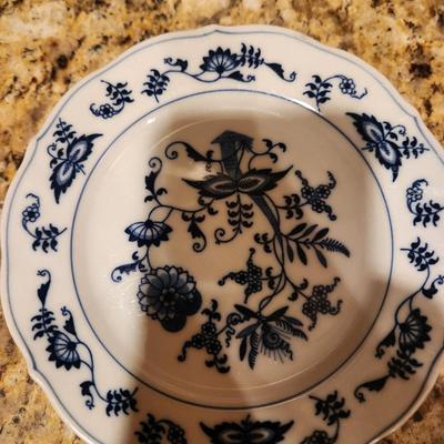 Small floral blue danube plates