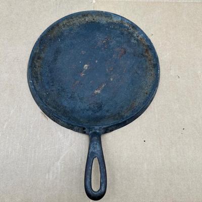 Authentic vintage Griswold cast iron skillet, marked “Griswold” in a circle cross logo, “Erie, PA, U.S.A.”, number 608.