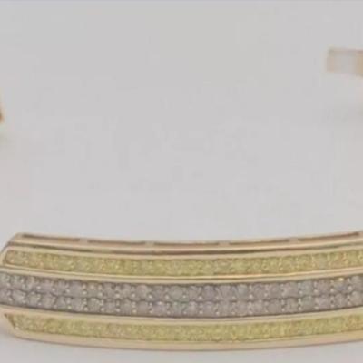 Sale Photo Thumbnail #223: Gold braclet