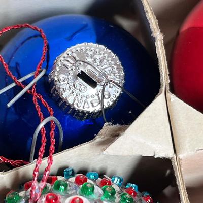 Lot 401 Shiny Brite box of ornaments