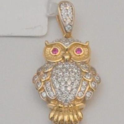 Sale Photo Thumbnail #233: Gold pendant