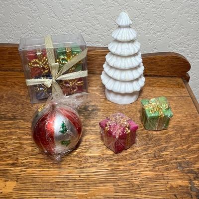 Lot 408 Christmas Candles