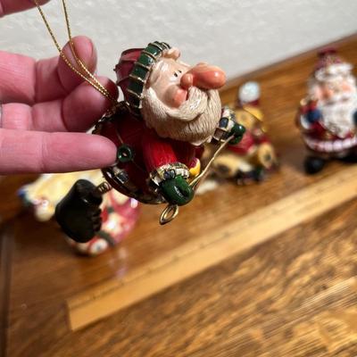 Lot 412 Santa assortment