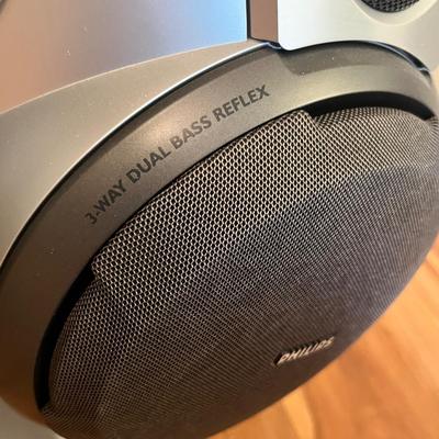 Lot 417 Phillips Stereo