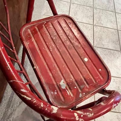 Lot 418 Vintage step stool