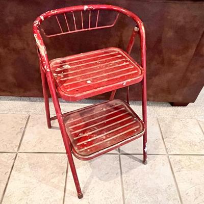 Lot 418 Vintage step stool