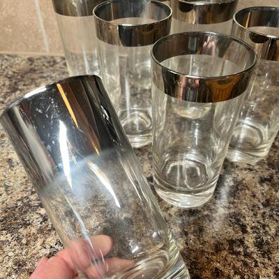 Lot 425 Dorothy Thorp Glasses