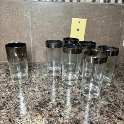 Lot 425 Dorothy Thorp Glasses