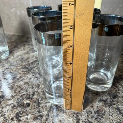 Lot 425 Dorothy Thorp Glasses