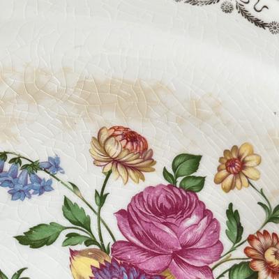 Lot 441 Vintage dinnerware