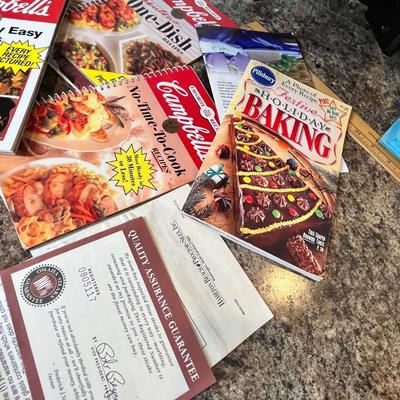 Lot 465 Cookbooks & pamphlets